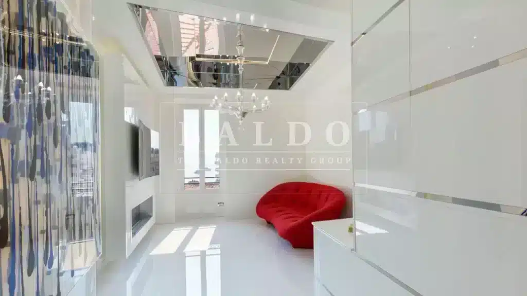 BELLISSIMO APPARTAMENTO VICINO AL METROPOLE