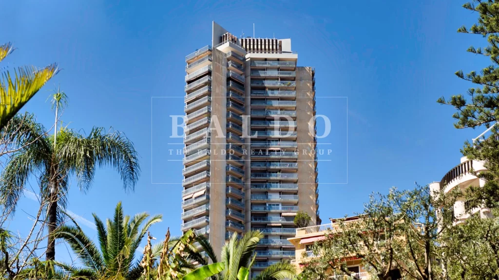 MILLEFIORI — APPARTAMENTO CON VISTA PANORAMICA SUL MARE