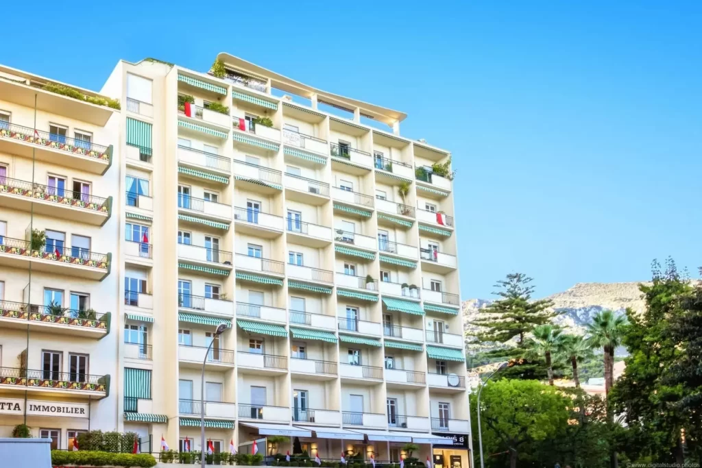 PALAIS SAINT JAMES
