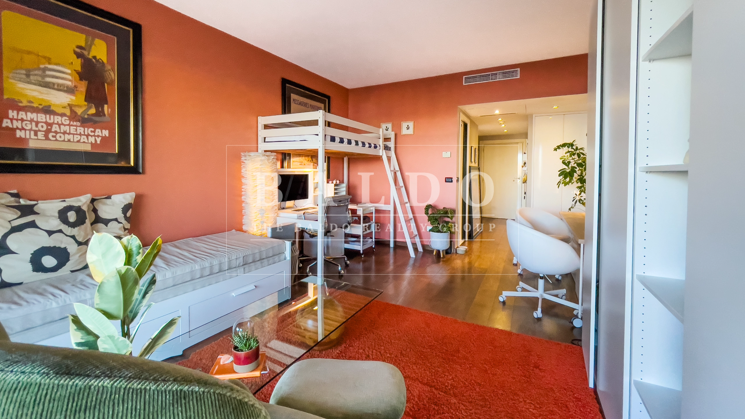 BEAUTIFUL ONE BEDROOM IN LE MIRABEAU - Photo 3