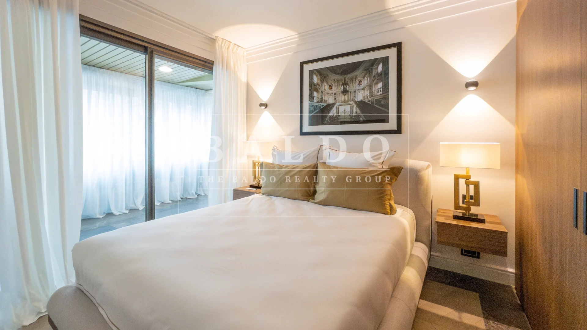 Sole Agent: Stunning New Home in Le Montaigne