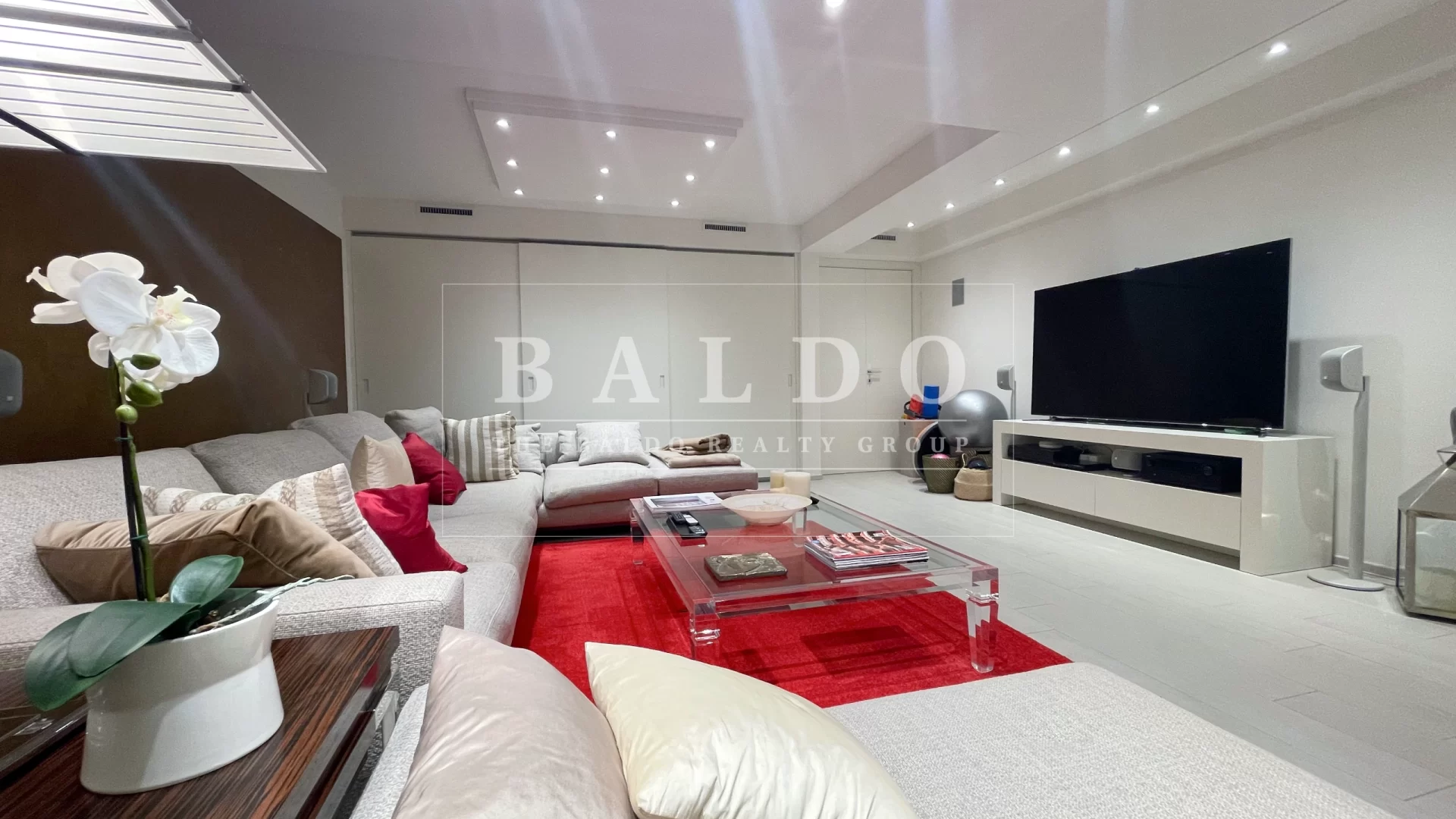 Beautiful Apartment Near Lugano
