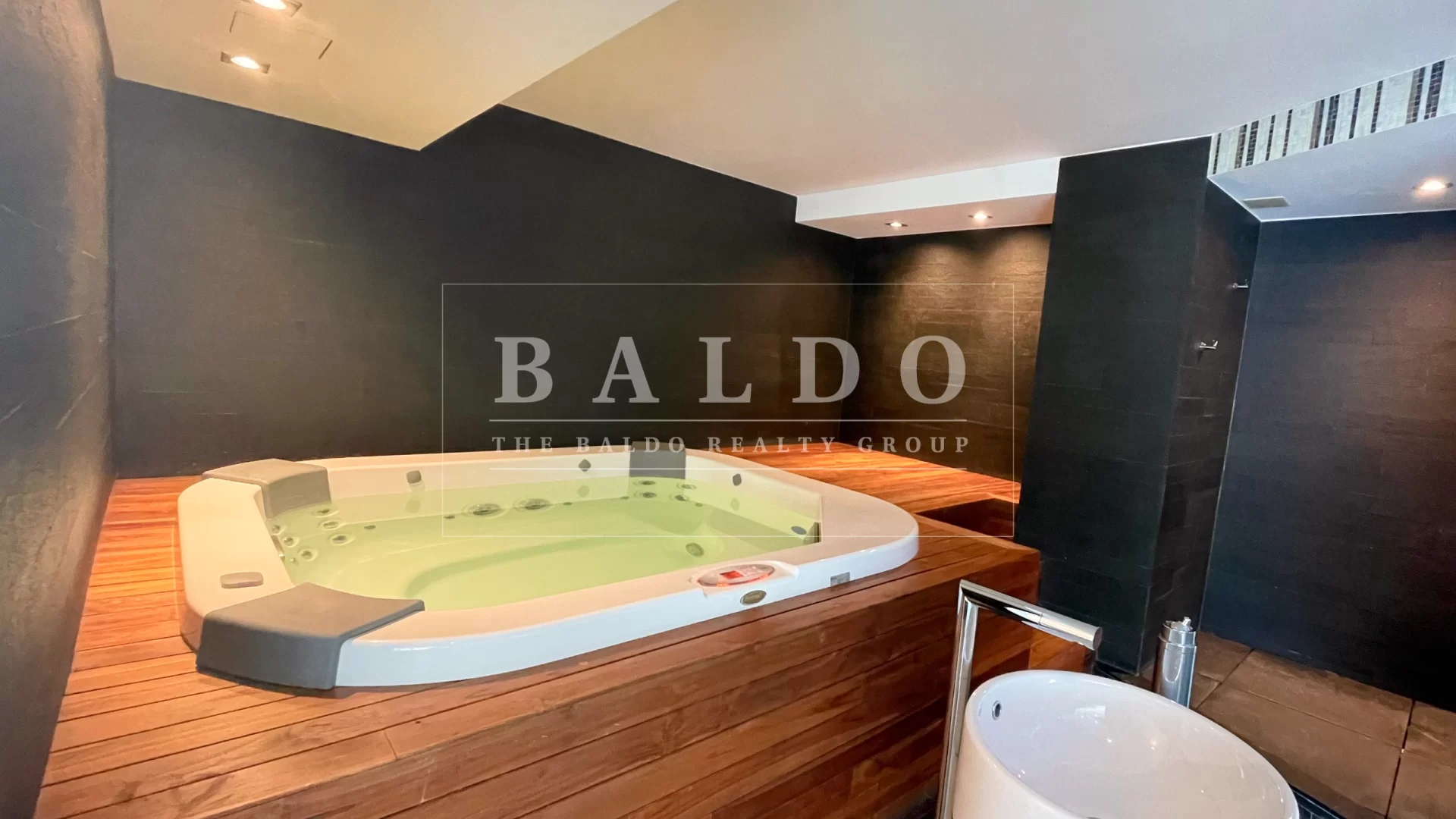 Beautiful Apartment Near Lugano
