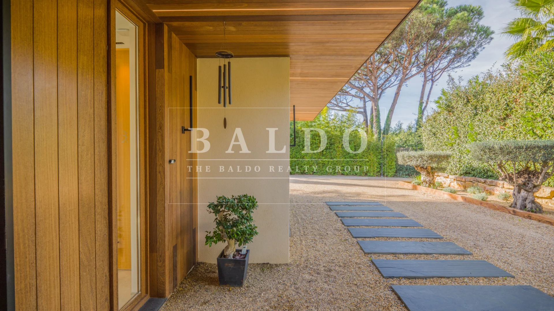 Luxury Villa Steps From Saint Tropez Village