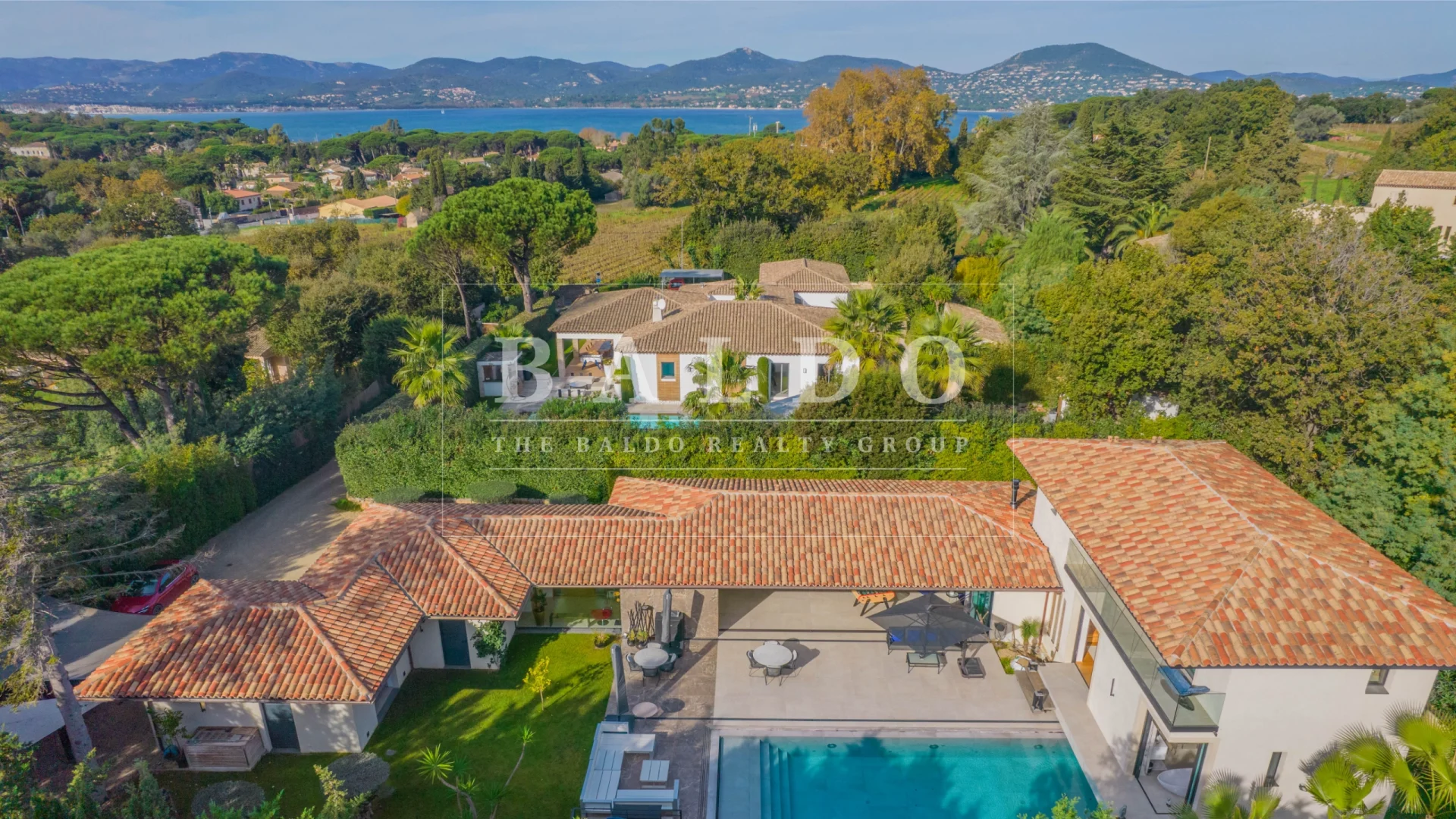 Luxury Villa Steps From Saint Tropez Village