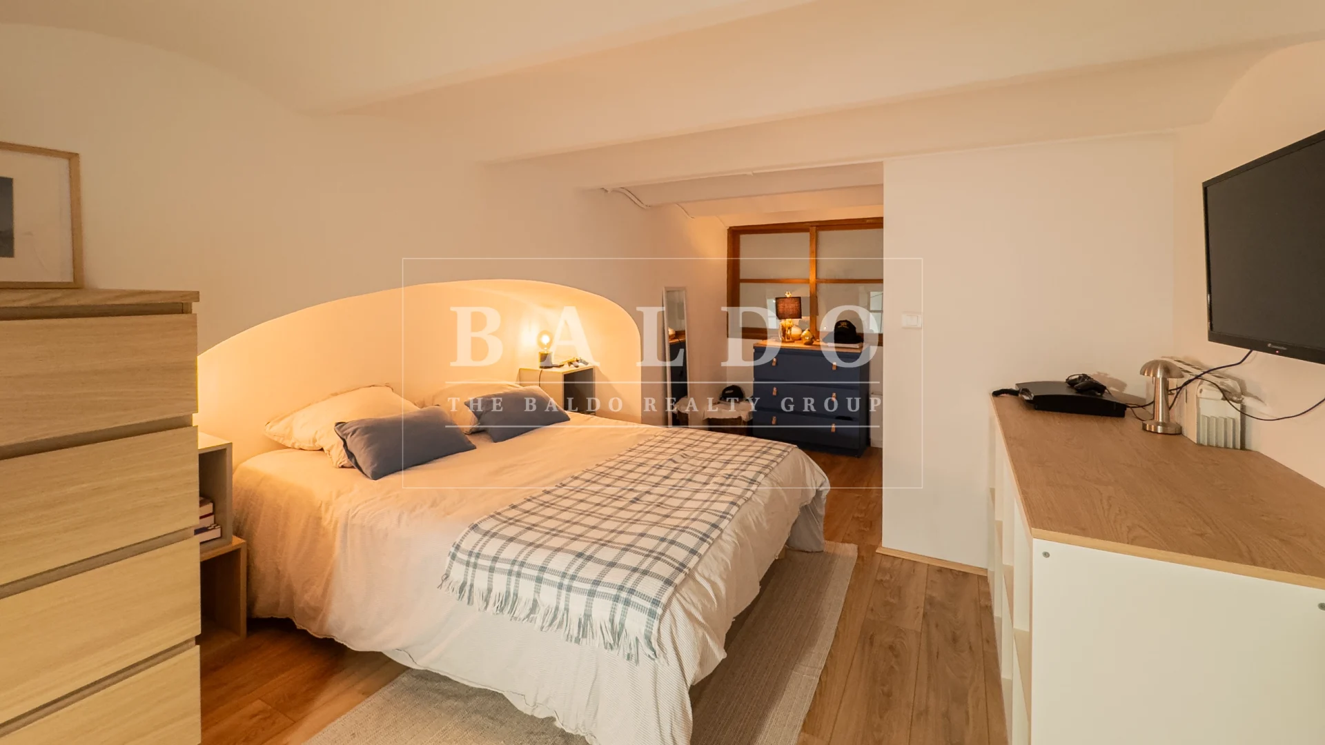 Exceptional 150 m² Flat | Riviera Palace, Menton