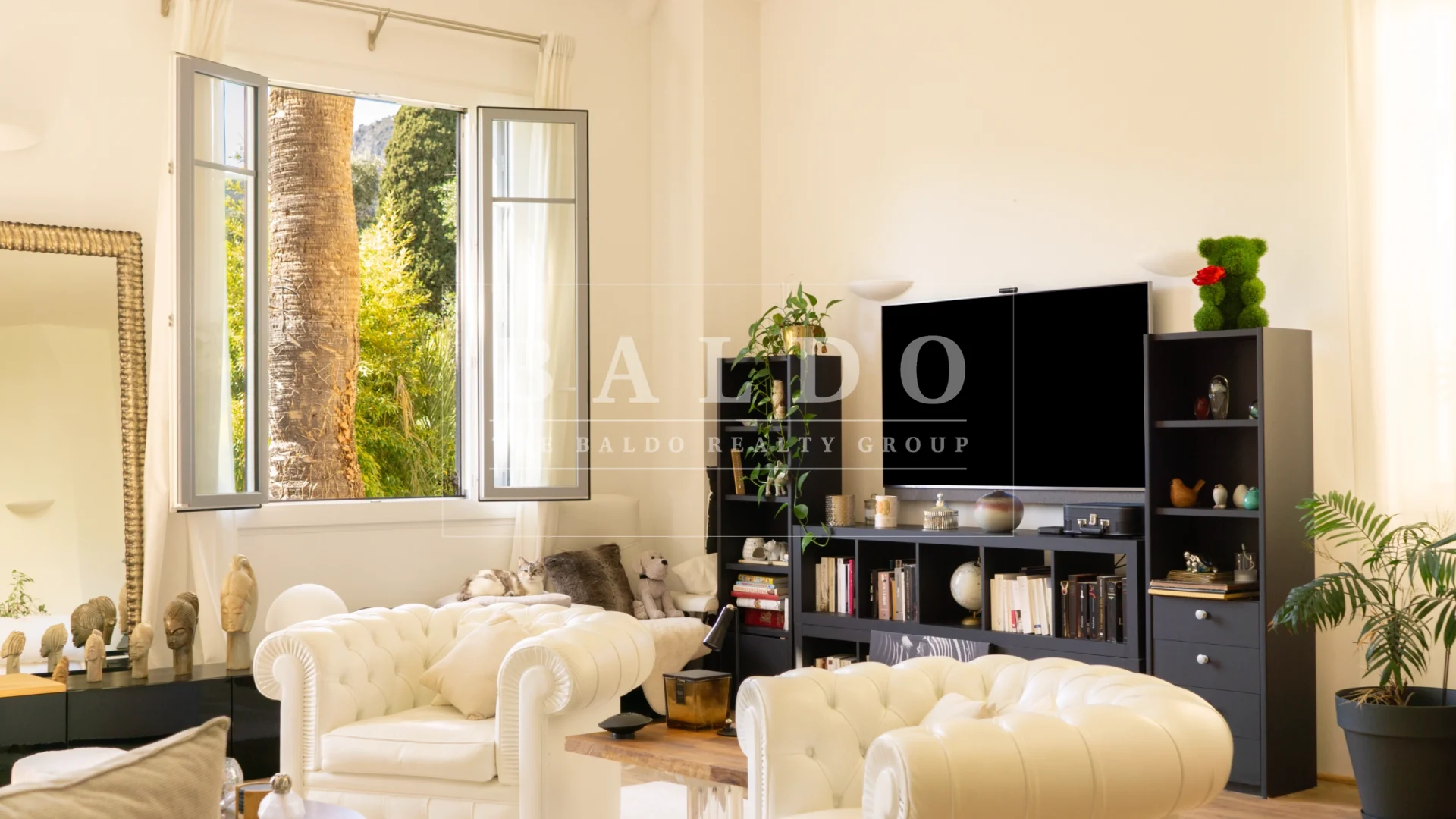 Exceptional 150 m² Flat | Riviera Palace, Menton