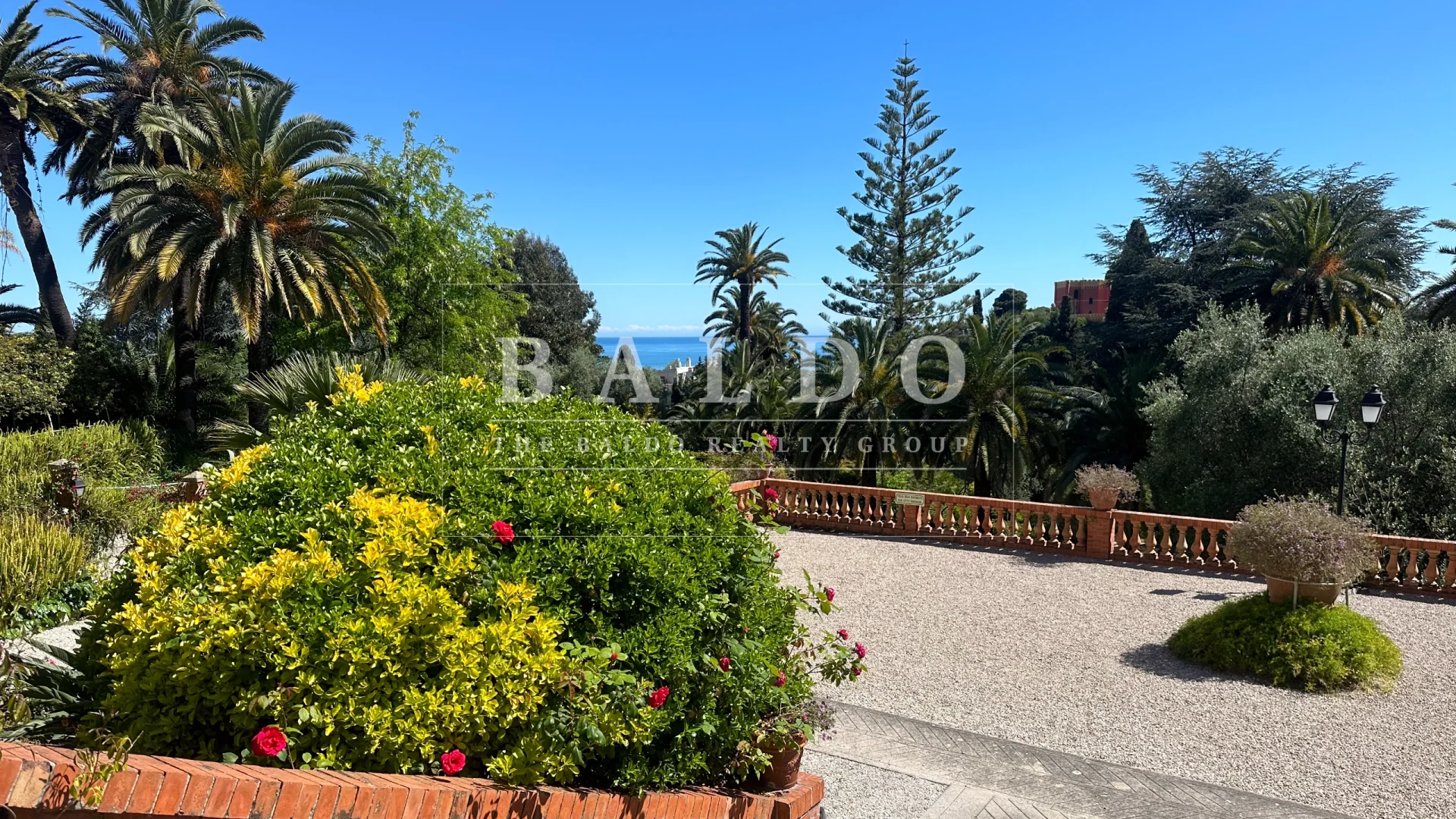 Exceptional 150 m² Flat | Riviera Palace, Menton