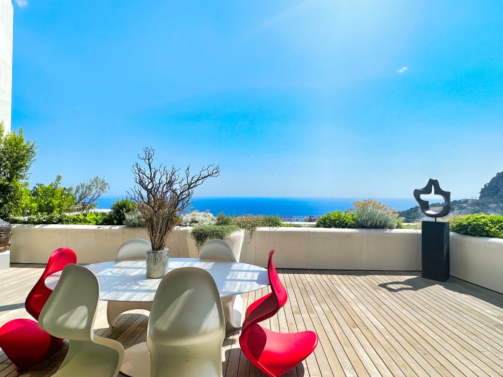 APPARTAMENTO DI LUSSO AMPIO E LUMINOSO IN NUOVA RESIDENZA