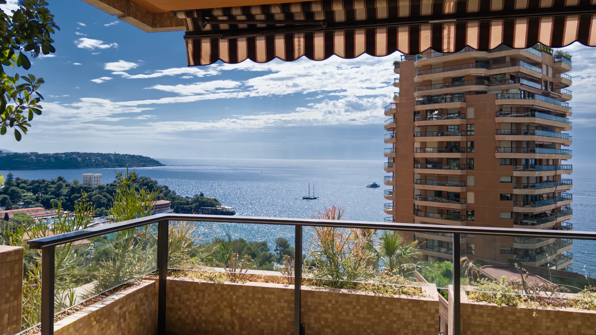 Bespoke One Bedroom Overlooking the Mediterranean