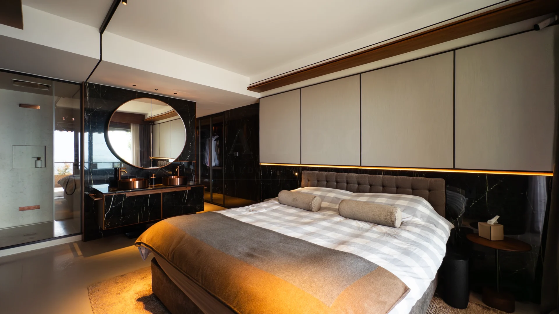 Bespoke One Bedroom Overlooking the Mediterranean