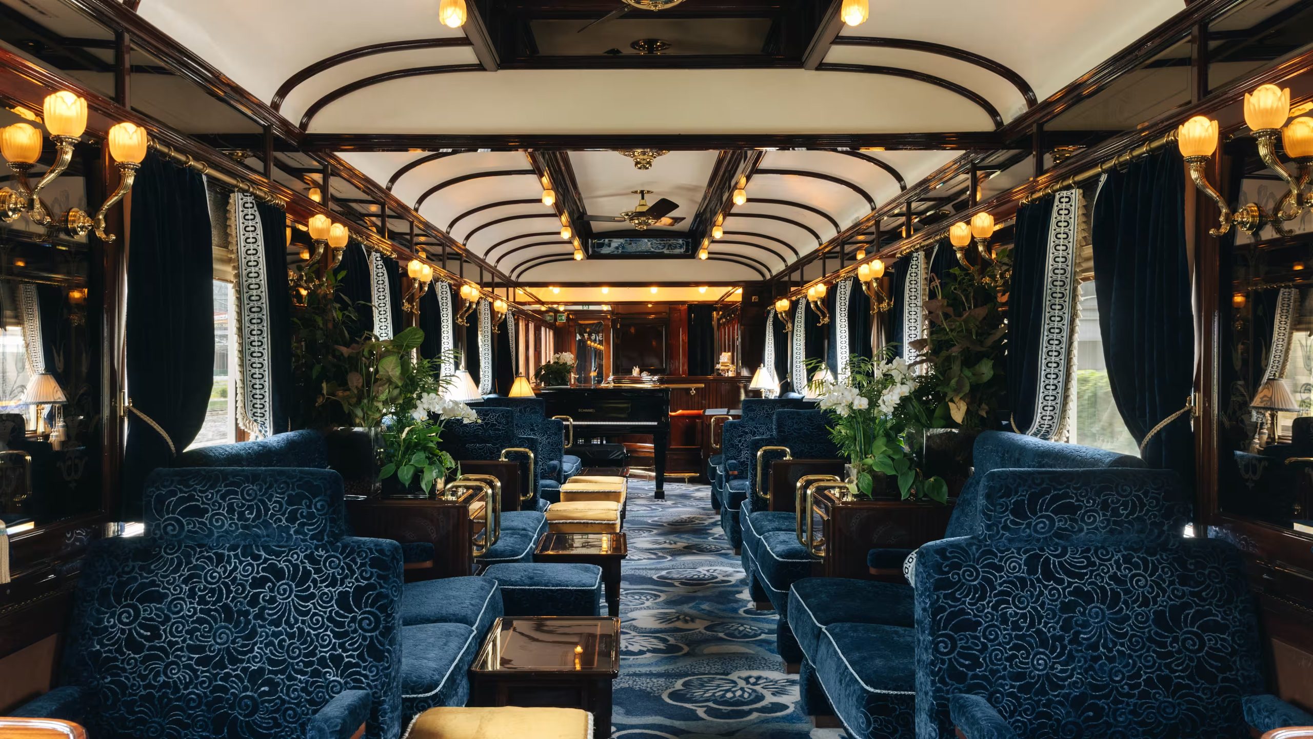 Bar Car 3674 aboard the Venice Simplon-Orient-Express