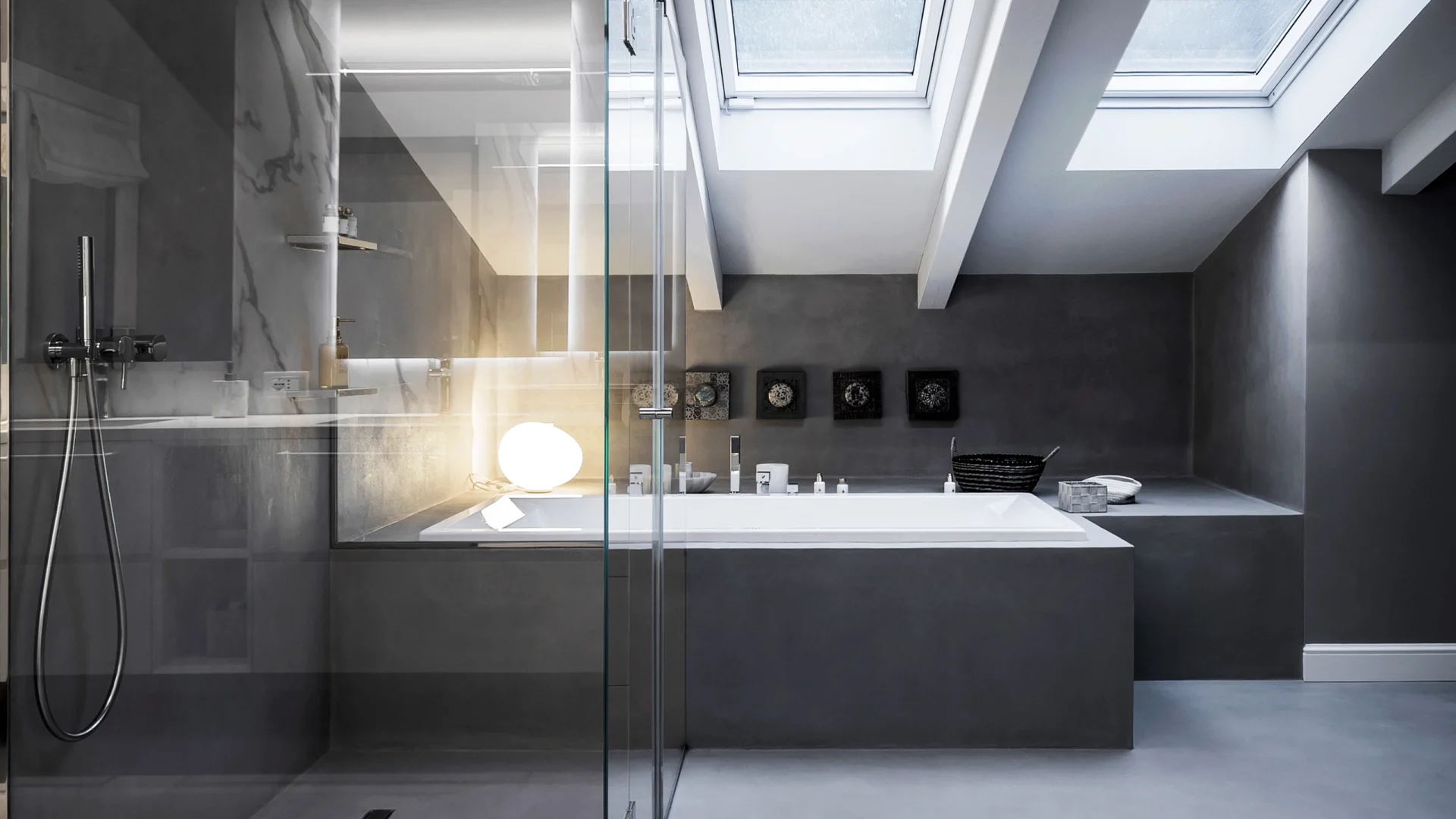 A Private Hillside Villa Overlooking Turin